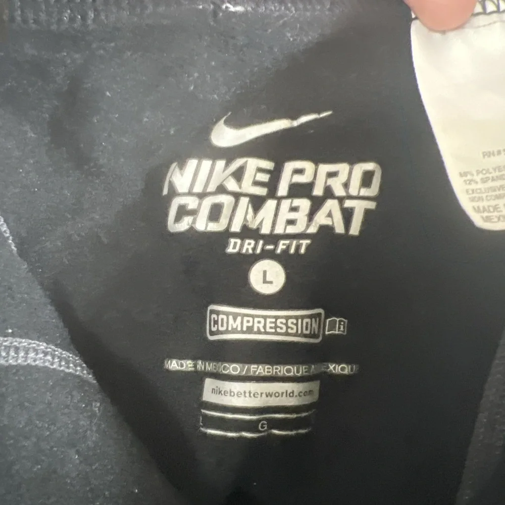 Nike pro combat